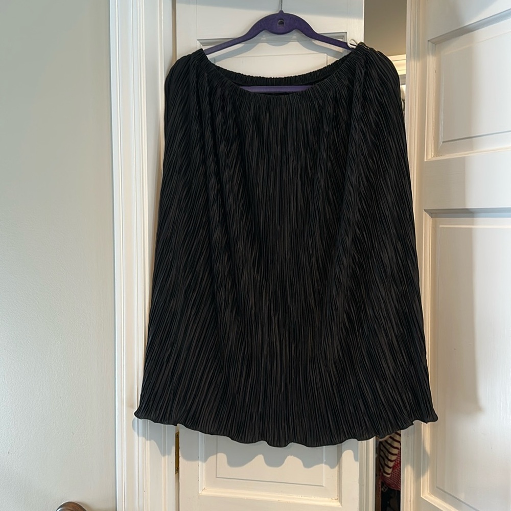 Vintage Black Crinkle Skirt